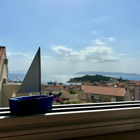 Dreamview Apartment *